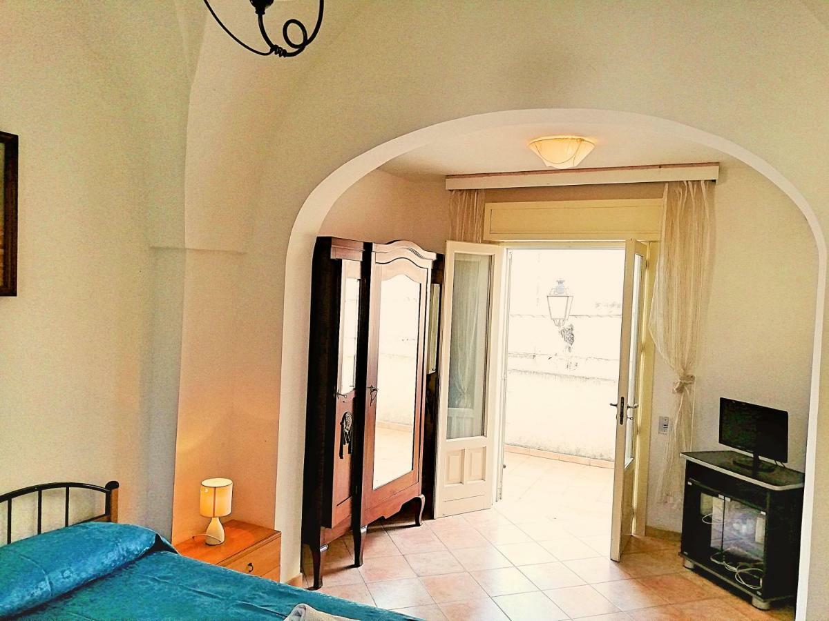 Centro Storico Di Castro Marina Apartment ภายนอก รูปภาพ